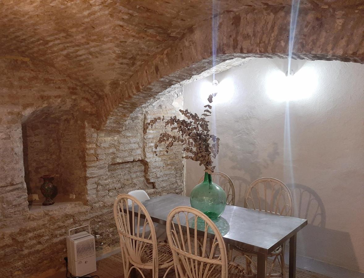 Downtown Loft In A 16Th Century Convent Apartman Sevilla Kültér fotó